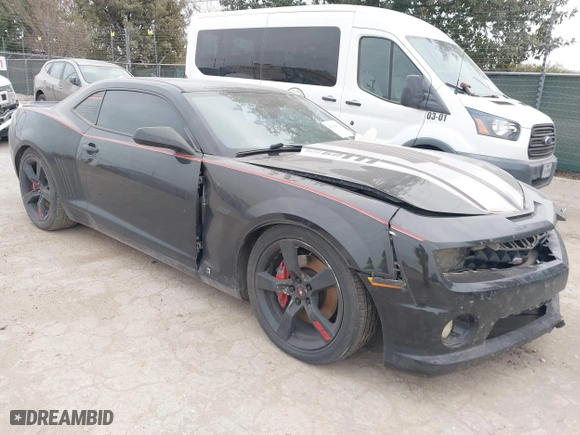 2010 Chevrolet Camaro 2SS with VIN 2G1FT1EWXA9139024, listed as a IAAI auction lot 41366953 with 154,614 mi miles. Bid and sale history available at carsss.com. Image 1.