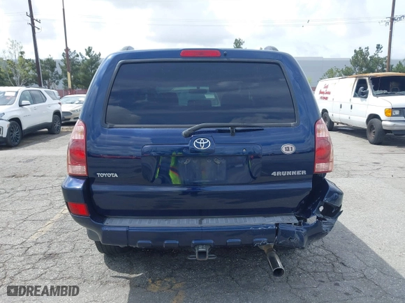2005 Toyota 4Runner SR5 with VIN JTEZU14R658029145, listed as a IAAI auction lot 41899932 with 290,171 mi miles. Bid and sale history available at carsss.com. Image 16.