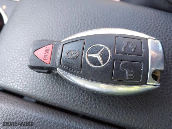 2011 Mercedes-Benz C-Class C 300 Sport with VIN WDDGF5EB8BF635803, listed as a IAAI auction lot 41404577 with 132,040 mi miles. Bid and sale history available at carsss.com. Image 11.