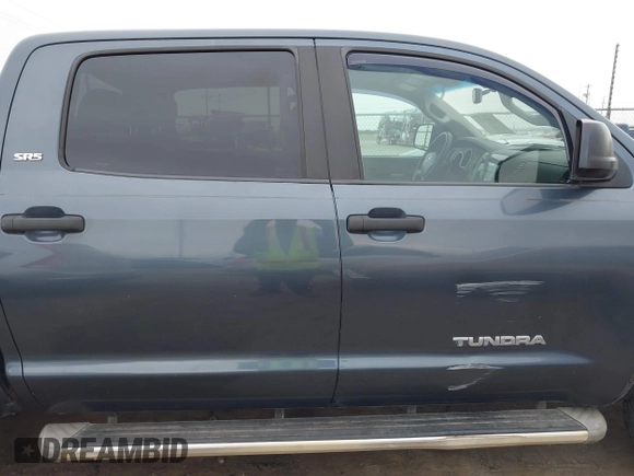 2007 Toyota Tundra SR5 with VIN 5TBDV54117S479855, listed as a IAAI auction lot 41792991 with 180,115 mi miles. Bid and sale history available at carsss.com. Image 14.