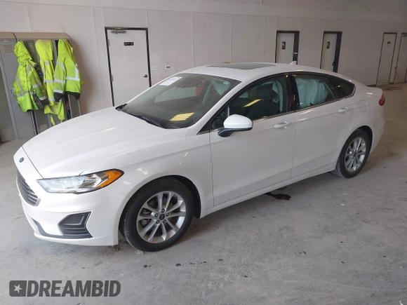 2020 Ford Fusion SE with VIN 3FA6P0HD4LR165511, listed as a IAAI auction lot 42136252 with 30,709 mi miles and . Bid and sale history available at DreamBid. Image 17.