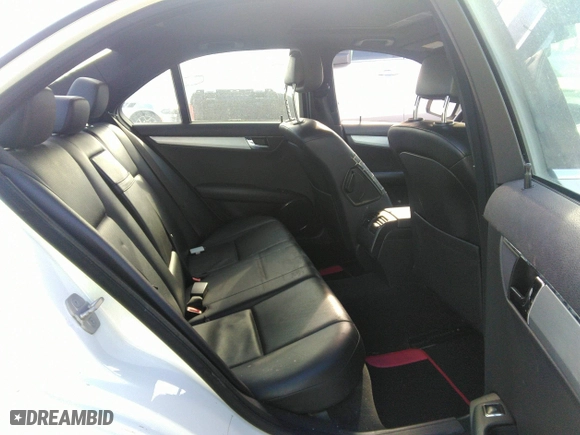 2009 Mercedes-Benz C-Class 3.0L Sport with VIN WDDGF54X79F213951, listed as a IAAI auction lot 38264904 with 1 mi miles. Bid and sale history available at carsss.com. Image 8.