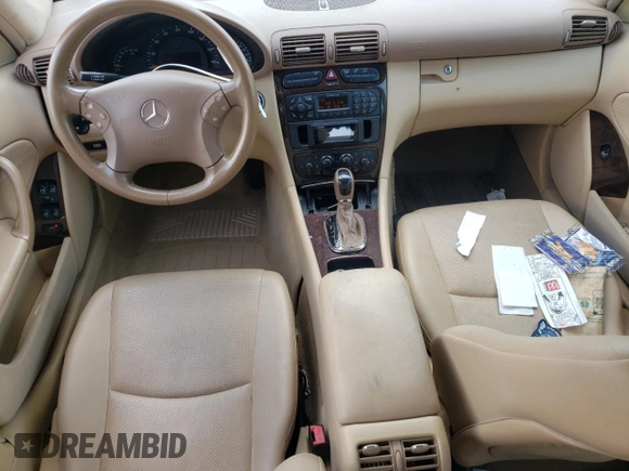2002 Mercedes-Benz C 230/260/280/320 с VIN WDBRF61J52F263390, выставлен на аукционе Copart как лот 56944505 с пробегом 83 874 миль миль и Списание • Salvage title. История ставок и продаж доступна на DreamBid. Изображение 8.