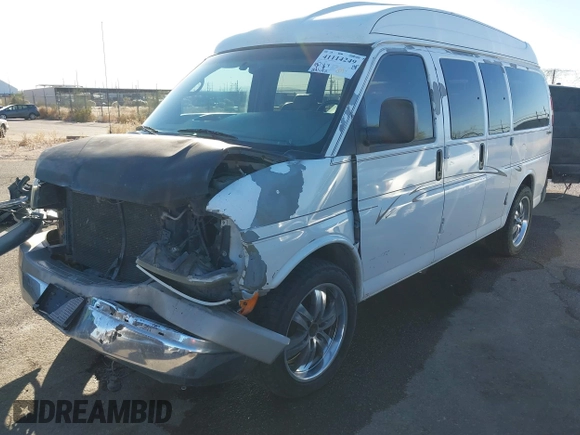 2004 GMC Savana Cargo Van YF7 Upfitter with VIN 1GDFG15T741231326, listed as a IAAI auction lot 41114249 with 291,492 mi miles. Bid and sale history available at carsss.com. Image 18.