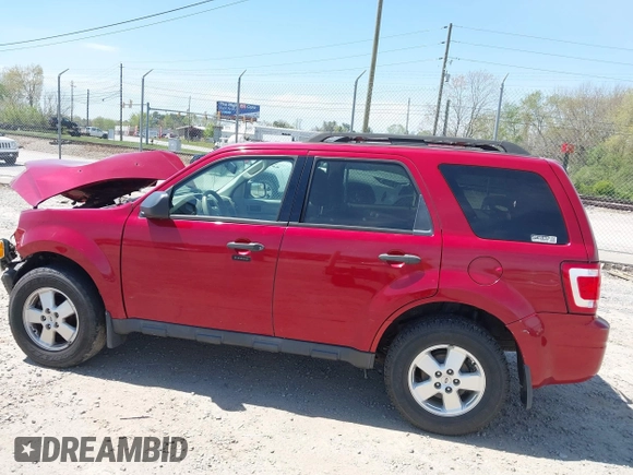 2011 Ford Escape XLT z VIN 1FMCU9D79BKB50978, wystawiony jako IAAI lot #42065969 z przebiegiem 156 619 mil mil oraz . Historia ofert i sprzedaży dostępna na DreamBid. Obrazek 15.