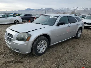 2006 Dodge Magnum with VIN 2D4FV47T76H369030, listed as a Copart auction lot 86426304 with 222,999 mi miles and Clean Title. Bid and sale history available at carsss.com. Image 1.