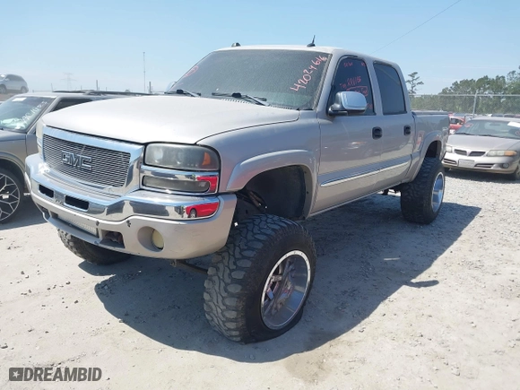 2004 GMC Sierra 1500 Crew Cab SLE with VIN 2GTEK13T241337808, listed as a IAAI auction lot 42024616 with 1 mi miles. Bid and sale history available at carsss.com. Image 16.