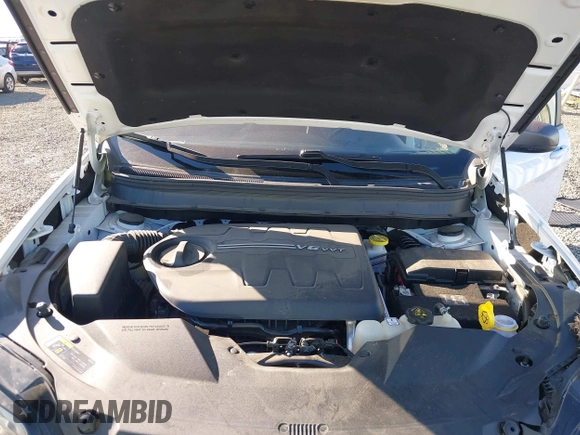 2021 Jeep Cherokee Trailhawk with VIN 1C4PJMBX9MD105888, listed as a IAAI auction lot 42065175 with 55,469 mi miles and . Bid and sale history available at DreamBid. Image 10.