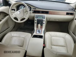 2011 Volvo XC70 3.2L z VIN YV4940BZ4B1105139, wystawiony jako Copart lot #60402415 z przebiegiem 182 404 mil mil oraz Czysty tytuł • Clean title. Historia ofert i sprzedaży dostępna na DreamBid. Obrazek 8.