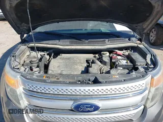 2013 Ford Explorer XLT with VIN 1FM5K7D80DGB26232, listed as a IAAI auction lot 41647847 with 215,822 mi miles. Bid and sale history available at carsss.com. Image 10.