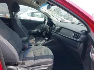2017 Kia Niro LX with VIN KNDCB3LC1H5101819, listed as a IAAI auction lot 42064528 with 119,199 mi miles. Bid and sale history available at carsss.com. Image 5.