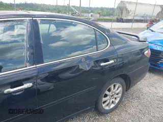 2002 Lexus ES 300 with VIN JTHBF30G720045976, listed as a IAAI auction lot 42491219 with 153,830 mi miles and . Bid and sale history available at DreamBid. Image 13.