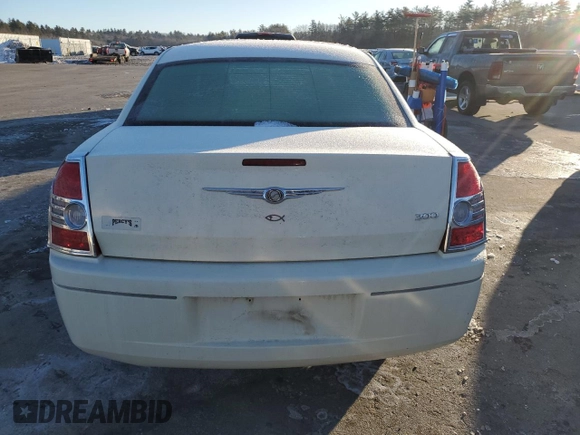 2009 Chrysler 300 LX with VIN 2C3KA43D89H539684, listed as a Copart auction lot 41662945 with 105,732 mi miles and Salvage Title. Bid and sale history available at carsss.com. Image 6.