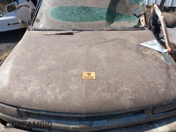 2003 Chevrolet Suburban LT z VIN 3GNEC16Z23G120835, wystawiony jako IAAI lot #41885363 z przebiegiem Nie podano mil oraz . Historia ofert i sprzedaży dostępna na DreamBid. Obrazek 10.
