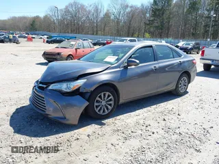 2015 Toyota Camry XLE z VIN 4T1BF1FK5FU092709, wystawiony jako IAAI lot #41859995 z przebiegiem 167 819 mil mil oraz . Historia ofert i sprzedaży dostępna na DreamBid. Obrazek 16.