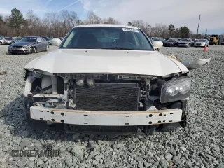 2010 Dodge Charger SXT with VIN 2B3CA3CVXAH191833, listed as a Copart auction lot 45682505 with 106,540 mi miles and Salvage Title. Bid and sale history available at DreamBid. Image 5.