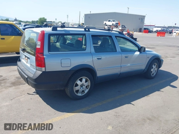 2002 Volvo V70 z VIN YV1SZ58D221072232, wystawiony jako IAAI lot #42489897 z przebiegiem Nie podano mil oraz . Historia ofert i sprzedaży dostępna na DreamBid. Obrazek 4.