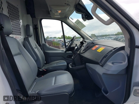 2018 Ford Transit with VIN 1FTBW2CM7JKA92747, listed as a IAAI auction lot 42251673 with 58,736 mi miles and . Bid and sale history available at DreamBid. Image 5.