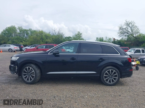 2017 Audi Q7 Premium Plus z VIN WA1LAAF71HD002374, wystawiony jako IAAI lot #42257820 z przebiegiem 111 527 mil mil oraz . Historia ofert i sprzedaży dostępna na DreamBid. Obrazek 15.