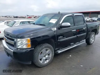 2010 Chevrolet Silverado 1500 LT with VIN 3GCRKSE30AG296456, listed as a IAAI auction lot 41713549 with 274,586 mi miles. Bid and sale history available at carsss.com. Image 18.