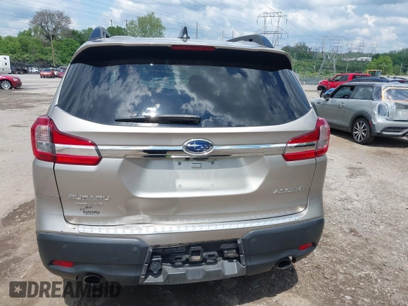 2020 Subaru Ascent Premium z VIN 4S4WMAFDXL3466046, wystawiony jako IAAI lot #42202373 z przebiegiem 53 370 mil mil oraz . Historia ofert i sprzedaży dostępna na DreamBid. Obrazek 17.