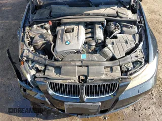 2006 BMW 3 Series 330xi with VIN WBAVD33546KV67597, listed as a IAAI auction lot 41754619 with 1 mi miles. Bid and sale history available at carsss.com. Image 10.