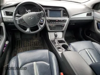 2017 Hyundai Sonata Hybrid Limited with VIN KMHE34L1XHA059244, listed as a Copart auction lot 65961053 with 124,907 mi miles. Bid and sale history available at carsss.com. Image 8.