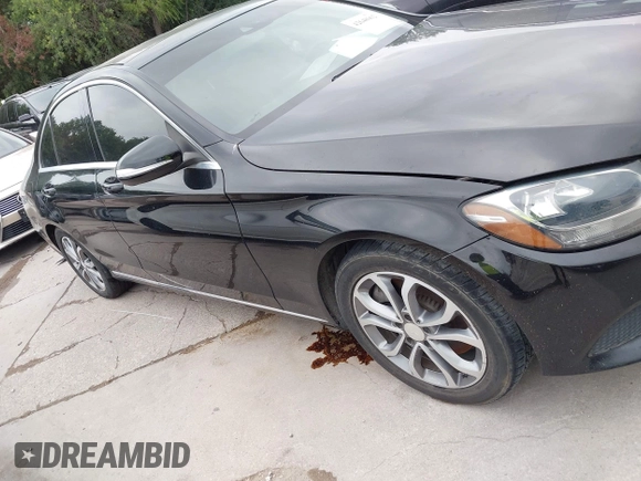 2017 Mercedes-Benz C 300 with VIN 55SWF4JB7HU198538, listed as a IAAI auction lot 42648062 with Not provided miles and . Bid and sale history available at DreamBid. Image 14.