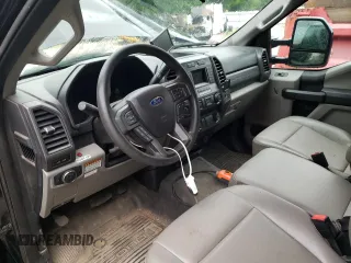 2021 Ford F-550 XL with VIN 1FDUF5HT5MEC13610, listed as a Copart auction lot 59234043 with 8,064 mi miles. Bid and sale history available at carsss.com. Image 8.