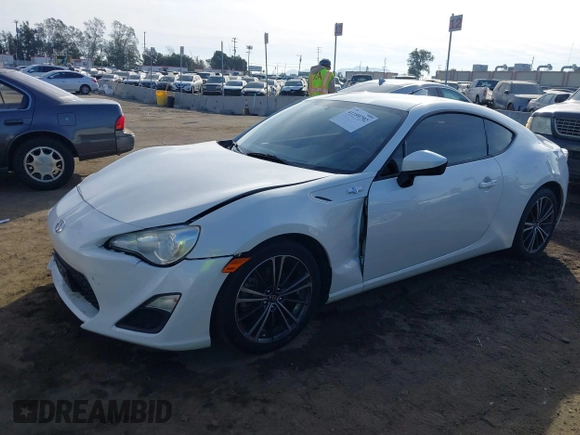 2015 Scion FR-S z VIN JF1ZNAA13F8713996, wystawiony jako IAAI lot #41189792 z przebiegiem 92 730 mil mil oraz . Historia ofert i sprzedaży dostępna na DreamBid. Obrazek 17.