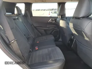 2024 Mitsubishi Outlander SE z VIN JA4J4VA83RZ020109, wystawiony jako Copart lot #52234285 z przebiegiem 4 910 mil mil oraz Szkoda całkowita • Salvage title. Historia ofert i sprzedaży dostępna na DreamBid. Obrazek 11.