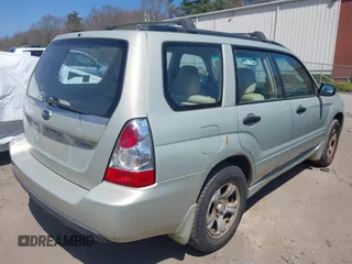 2007 Subaru Forester X with VIN JF1SG63627G723234, listed as a IAAI auction lot 42114601 with 152,810 mi miles. Bid and sale history available at carsss.com. Image 4.