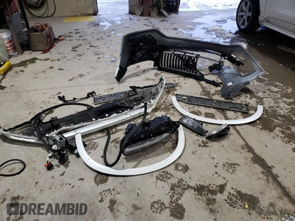 2020 Volvo XC90 Momentum with VIN YV4A221K7L1571054, listed as a Copart auction lot 88406735 with 153,338 mi miles and Salvage Title. Bid and sale history available at DreamBid. Image 15.