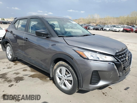 2022 Nissan Kicks S z VIN 3N1CP5BV6NL483232, wystawiony jako Copart lot #54557355 z przebiegiem 31 731 mil mil oraz Szkoda całkowita • Salvage title. Historia ofert i sprzedaży dostępna na DreamBid. Obrazek 4.