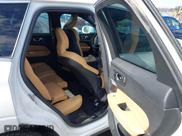 2020 Volvo XC60 Inscription z VIN YV4102DL2L1429091, wystawiony jako IAAI lot #41608817 z przebiegiem Nie podano mil oraz . Historia ofert i sprzedaży dostępna na DreamBid. Obrazek 8.