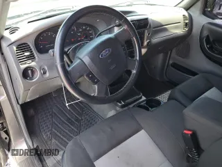 2010 Ford Ranger XL z VIN 1FTKR1ED3APA73551, wystawiony jako Copart lot #62852705 z przebiegiem 253 780 mil mil oraz Czysty tytuł • Clean title. Historia ofert i sprzedaży dostępna na DreamBid. Obrazek 8.
