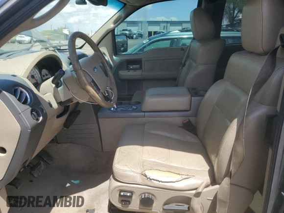 2005 Ford F-150 XLT z VIN 1FTPX14595NB03806, wystawiony jako Copart lot #55855355 z przebiegiem 139 551 mil mil oraz Szkoda całkowita • Salvage title. Historia ofert i sprzedaży dostępna na DreamBid. Obrazek 7.