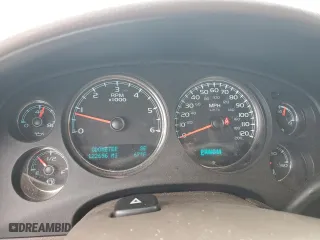 2013 Chevrolet Avalanche LTZ with VIN 3GNTKGE78DG317989, listed as a Copart auction lot 49081065 with 122,696 mi miles and Salvage Title. Bid and sale history available at carsss.com. Image 9.