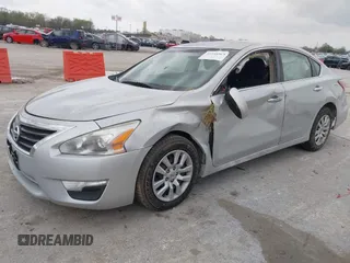 2013 Nissan Altima 2.5 S with VIN 1N4AL3AP3DC255289, listed as a IAAI auction lot 41938965 with 212,727 mi miles and . Bid and sale history available at carsss.com. Image 6.