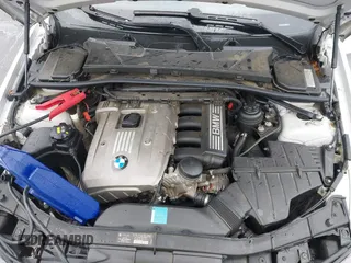 2006 BMW 3 Series 325i with VIN WBAVB13556K000616, listed as a IAAI auction lot 42422569 with 201,931 mi miles and . Bid and sale history available at DreamBid. Image 10.