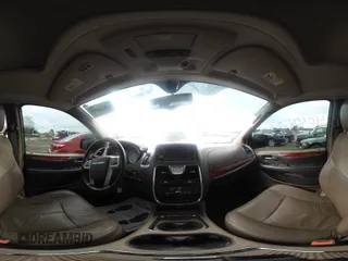 2016 Chrysler Town & Country Limited Platinum with VIN 2C4RC1GG8GR120023, listed as a IAAI auction lot 40808283 with 162,560 mi miles. Bid and sale history available at carsss.com. Image 18.