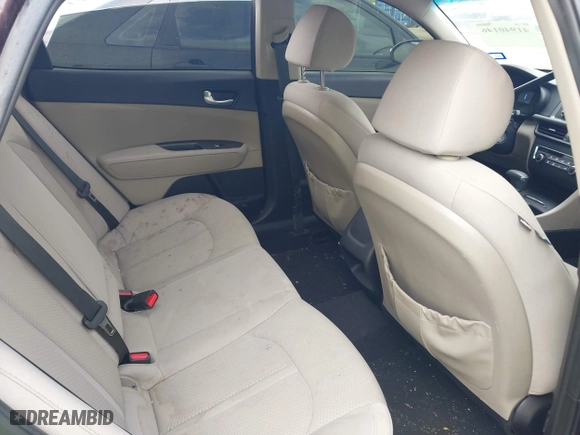 2016 Kia Optima LX with VIN 5XXGT4L3XGG027430, listed as a IAAI auction lot 41940146 with 75,456 mi miles. Bid and sale history available at carsss.com. Image 8.
