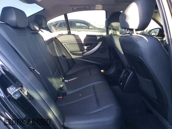 2015 BMW 3 Series 320i xDrive with VIN WBA3C3C55FP664532, listed as a Copart auction lot 47163305 with 137,739 mi miles and Clean Title. Bid and sale history available at carsss.com. Image 10.