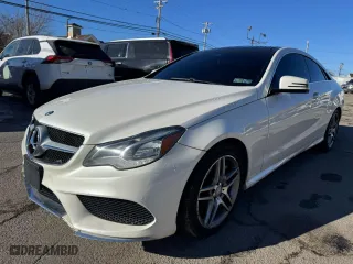 2014 Mercedes-Benz E-Class E 550 with VIN WDDKJ7DB6EF243798, listed as a Copart auction lot 46941415 with 117,074 mi miles and Clean Title. Bid and sale history available at carsss.com. Image 2.