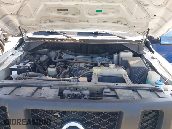 2018 Nissan NV Cargo SV z VIN 1N6AF0LYXJN809818, wystawiony jako IAAI lot #41882662 z przebiegiem 109 329 mil mil oraz . Historia ofert i sprzedaży dostępna na DreamBid. Obrazek 10.