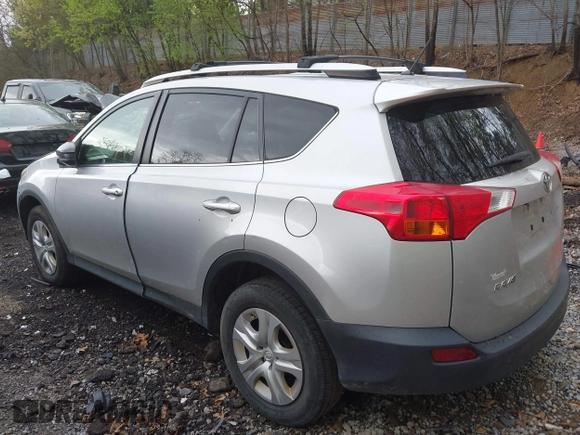 2015 Toyota RAV4 LE with VIN JTMBFREV7FJ023746, listed as a IAAI auction lot 42197974 with 113,655 mi miles and . Bid and sale history available at DreamBid. Image 3.