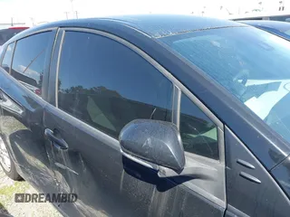 2017 Toyota Prius Two z VIN JTDKBRFU1H3047596, wystawiony jako IAAI lot #41868277 z przebiegiem 160 824 mil mil oraz . Historia ofert i sprzedaży dostępna na DreamBid. Obrazek 14.