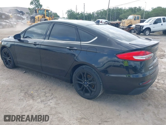 2020 Ford Fusion SE with VIN 3FA6P0HD4LR236433, listed as a IAAI auction lot 42440932 with 94,975 mi miles and . Bid and sale history available at DreamBid. Image 3.