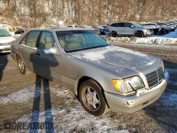 1999 Mercedes-Benz S 320/430/500 z VIN WDBGA33G9XA412054, wystawiony jako Copart lot #42012105 z przebiegiem 151 033 mil mil oraz Czysty tytuł • Clean title. Historia ofert i sprzedaży dostępna na DreamBid. Obrazek 4.