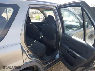 2006 Honda CR-V LX with VIN JHLRD68586C024863, listed as a IAAI auction lot 41569505 with 210,624 mi miles. Bid and sale history available at carsss.com. Image 8.